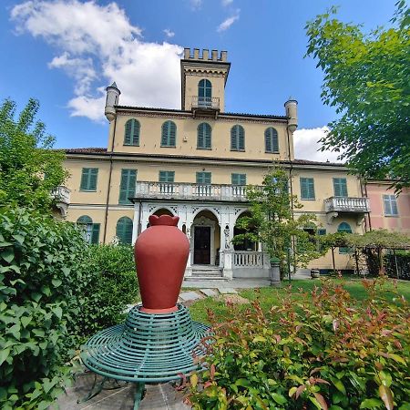 B&B Villa Ferrari Asti Exterior foto