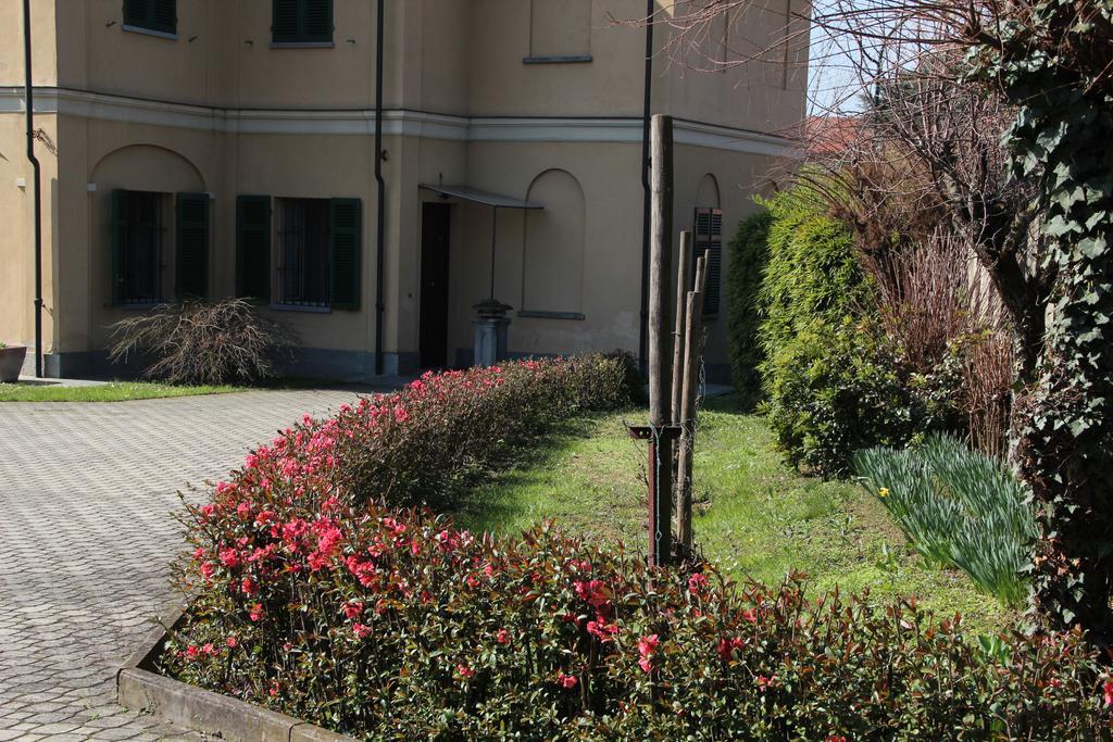 B&B Villa Ferrari Asti Exterior foto