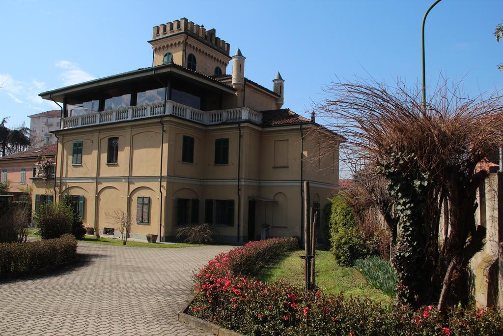 B&B Villa Ferrari Asti Exterior foto