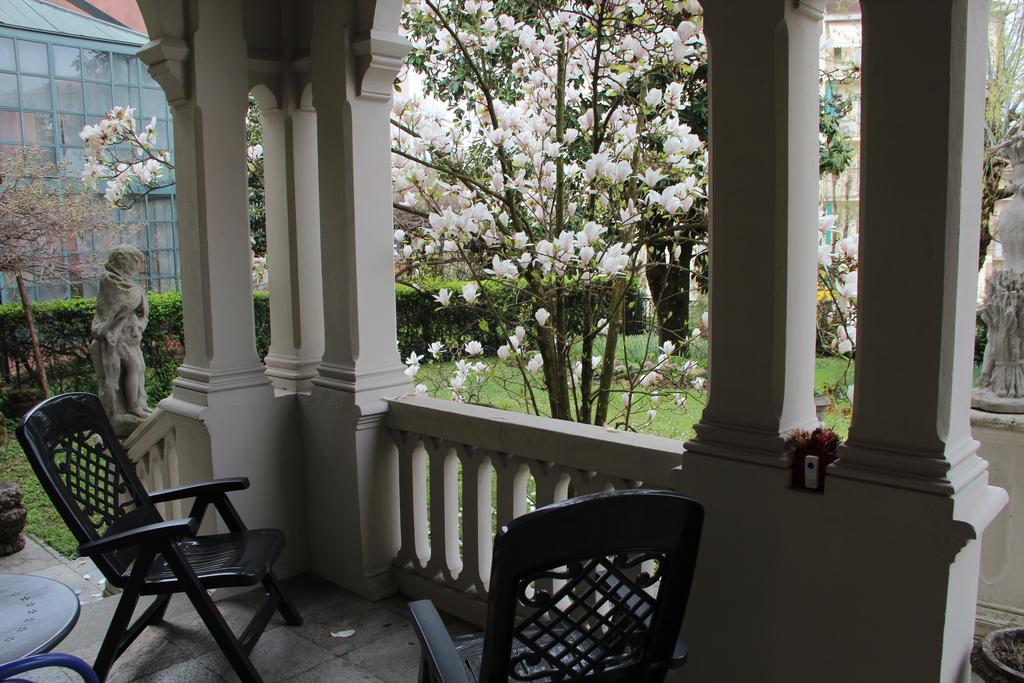 B&B Villa Ferrari Asti Exterior foto